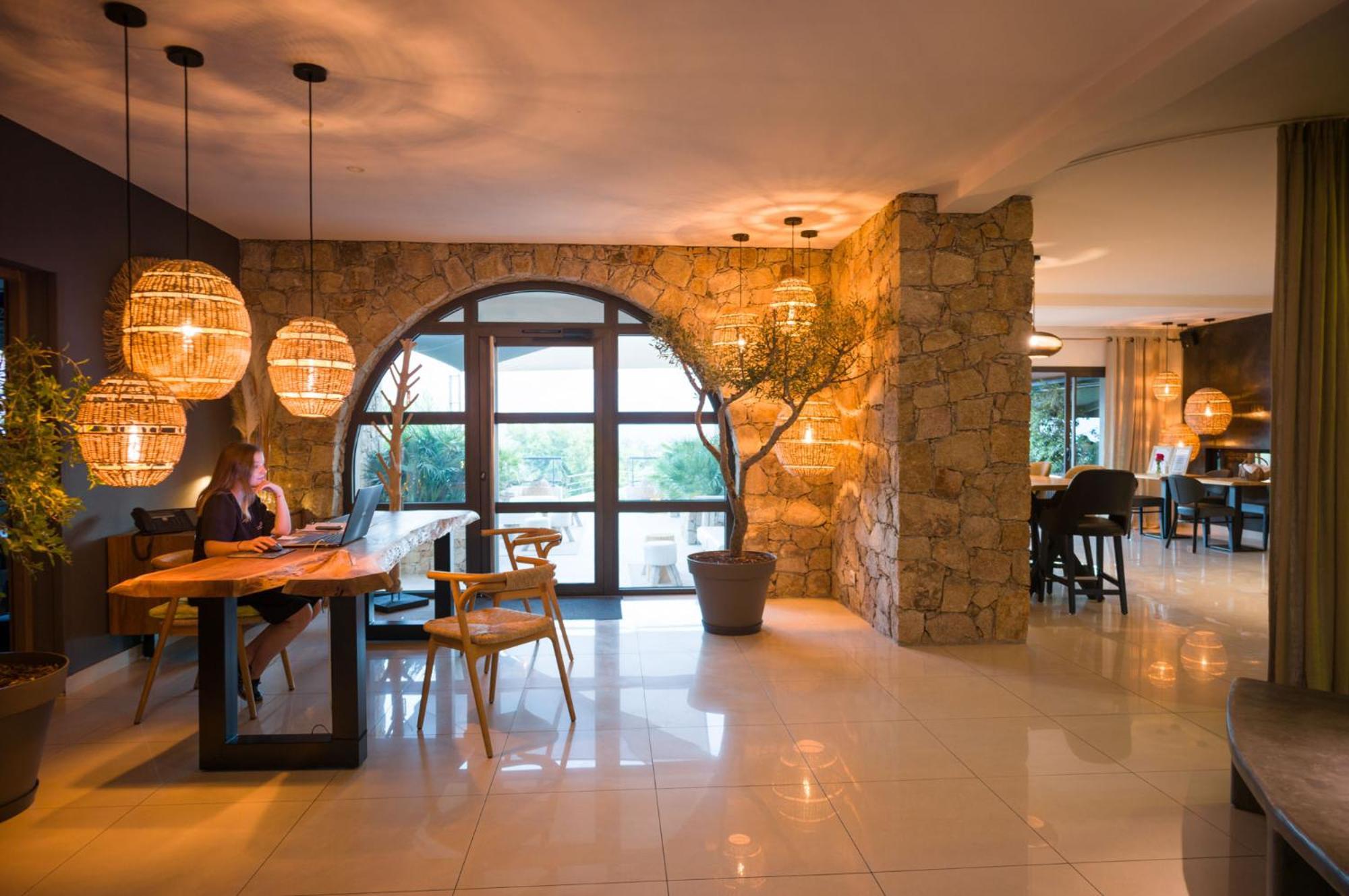 Hotel A Piattatella Монтичелло Экстерьер фото